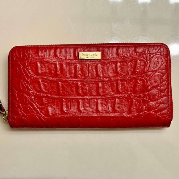 kate spade Handbags - Kate Spade Rialto Place Neda
Clutch Wallet Red Croc Emb
Leather